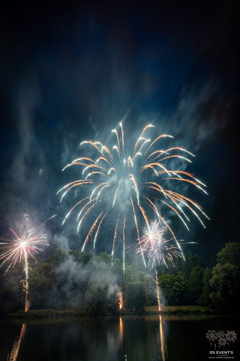 Feu d'artifice bleu